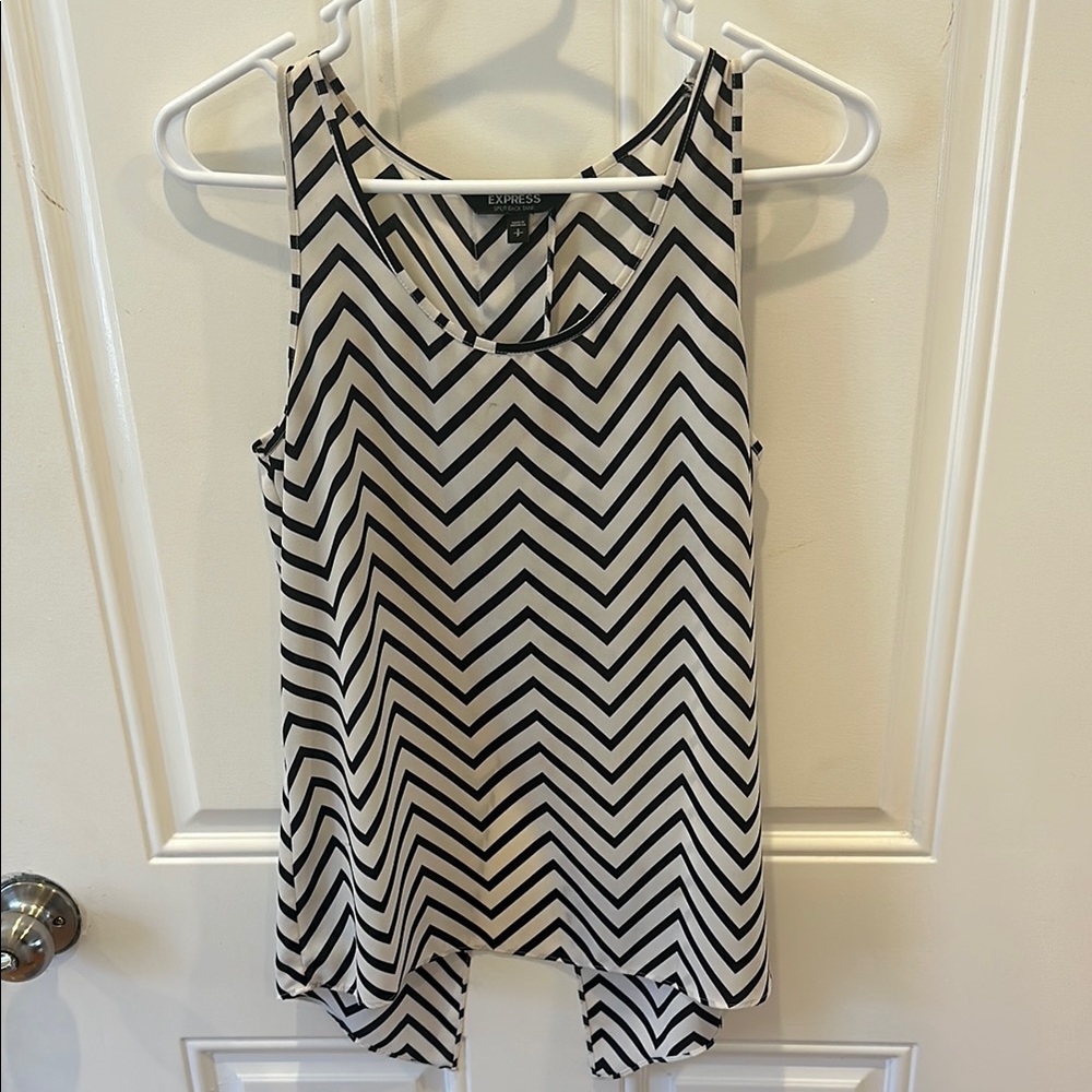 Express Chevron Black and White Sleeveless Tank Top
